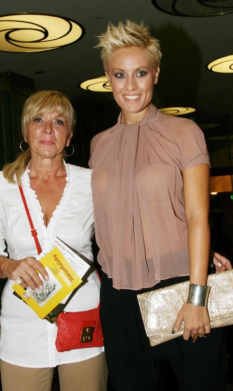 Η λαμπερή πρεμιέρα της Μαρινέλλας