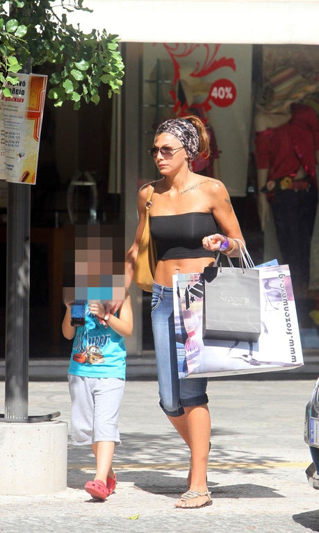 Αγγελική Ηλιάδη: Τρυφερές στιγμές με τους άντρες της ζωής της! (φωτό)