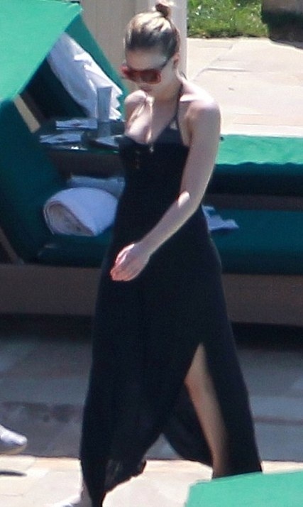 Scarlett Johansson – Bussy Phillips: Οι καμπύλες εν δράσει