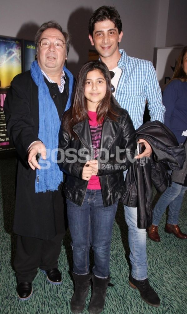 Πήραν τα παιδιά τους και πήγαν στην πρεμιέρα!