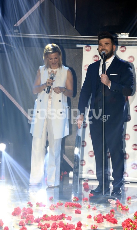 Απονομή πλατινένιου δίσκου στον Παντελή Παντελίδη