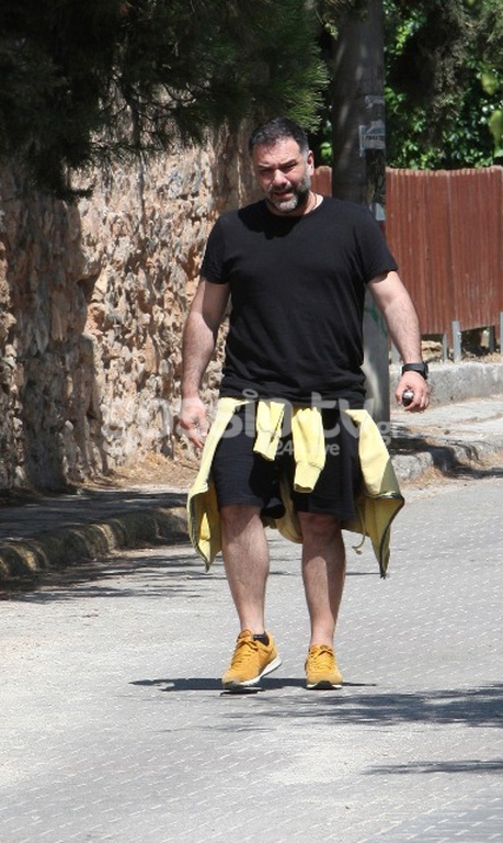 Αρναούτογλου: Στο Ηράκλειο χωρίς τη σύντροφό του Κατερίνα Κόκλα αλλά με την… 