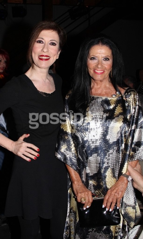 «Και τώρα τι κάνουμε;» στο θέατρο Τέχνης με την Αντώνη Καφετζόπουλο