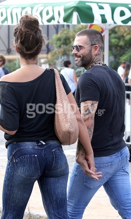 Χεράκι-χεράκι το ερωτευμένο ζευγάρι