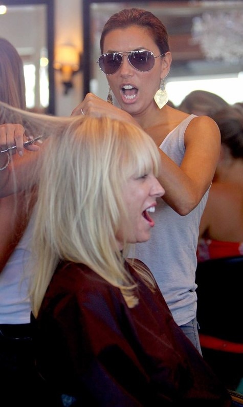 Και κομμώτρια η Eva Longoria