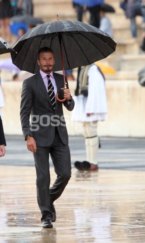 David Beckham: To prive πάρτι και το καραούλι από τους fans!