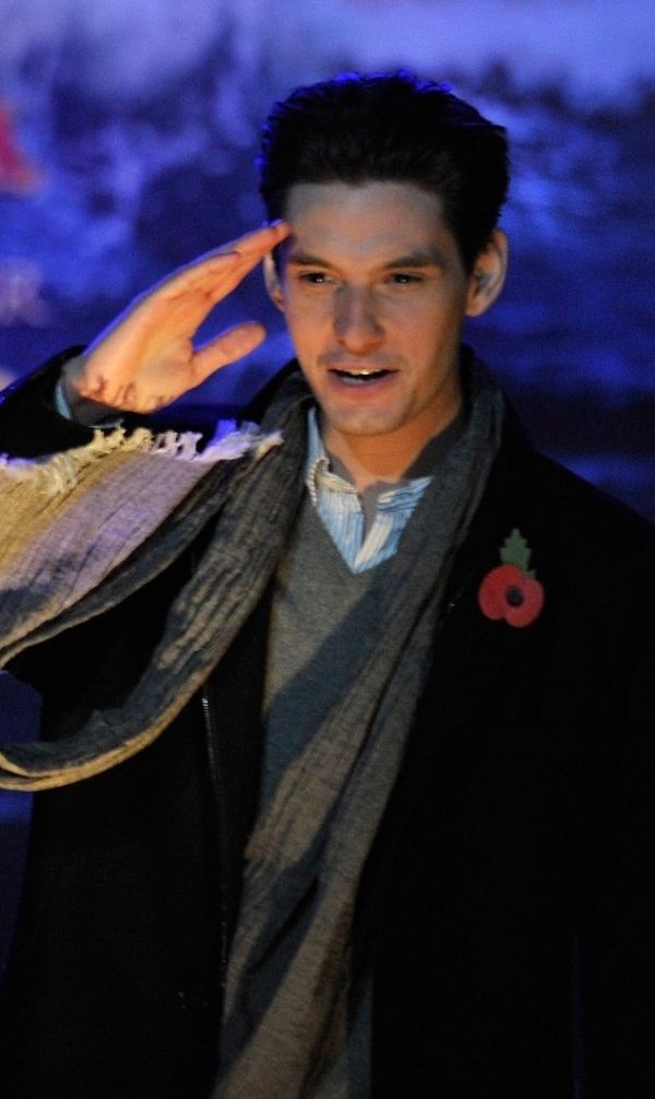 Video: Ο «Πρίγκιπας Caspian», άναψε τα φώτα των Χριστουγέννων