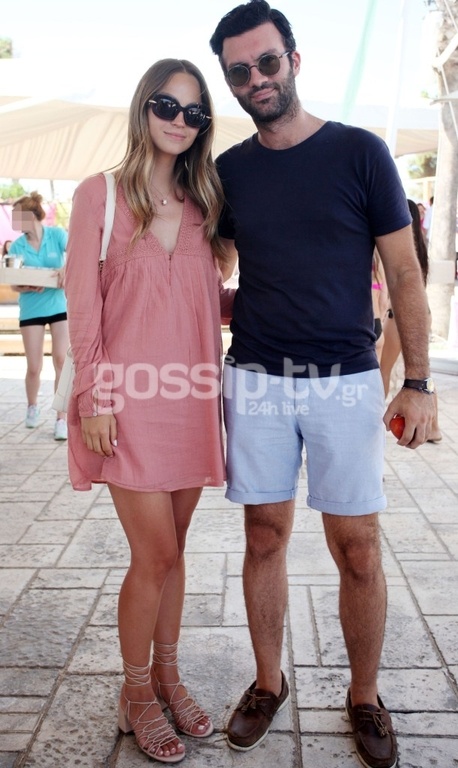 Ε ναι! Αυτό είναι το πιο σικάτο ζευγάρι της πόλης!