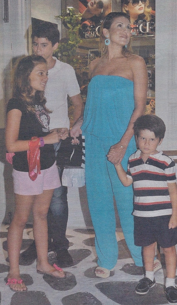 Μανωλίδου-Γεωργιάδης: Καρέ καρέ οι διακοπές τους στην Μύκονο!