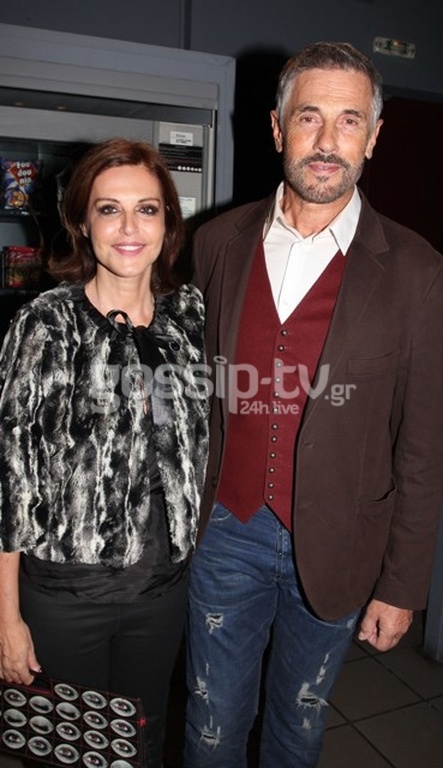  Λαμπερή πρεμιέρα με επώνυμους θεατρόφιλους και χαμόγελα επιτυχίας!