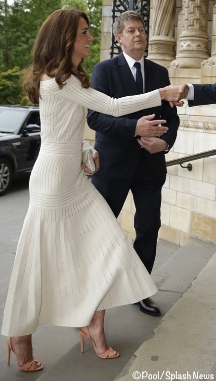 Η νέα εμφάνιση της Kate Middleton-Πιο αδύνατη από ποτέ!