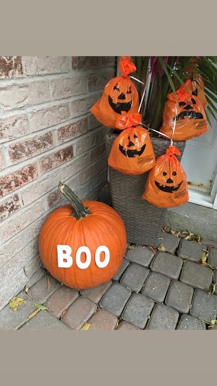 Γιόρτασε το Halloween και διασκέδασε με την ψυχή της! Την αναγνωρίζετε; 