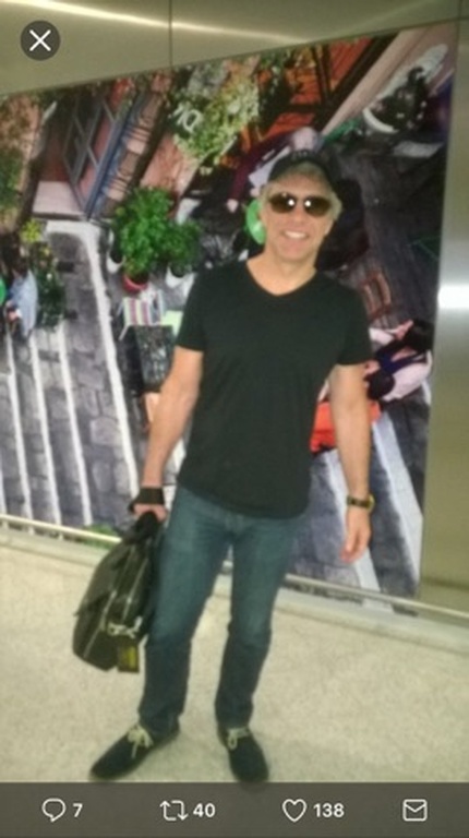 O John Bon Jovi είναι στην Ελλάδα! (φωτό)
