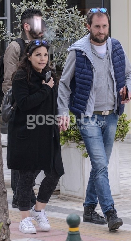 Ασλάνογλου-Πέππας: Πρώτη εμφάνιση μετά τη γέννηση του μωρού τους