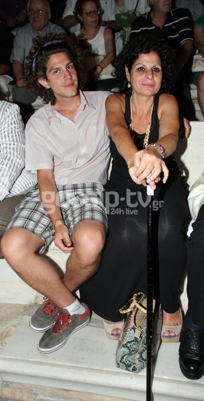 Η κόρη και ο εγγονός ενός μεγάλου Έλληνα! (φωτό)