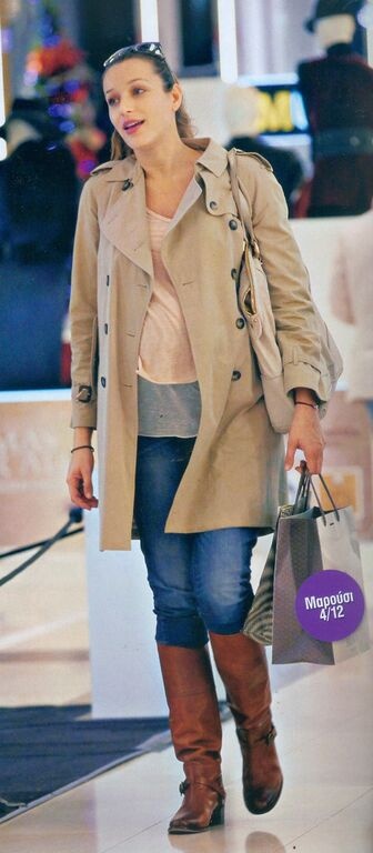 Κάτια Ζυγούλη: Χριστουγεννιάτικα ψώνια πριν τον ερχομό της δεύτερης κόρης