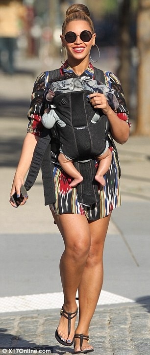 Beyonce: Ευτυχισμένη μαμά (φωτό)