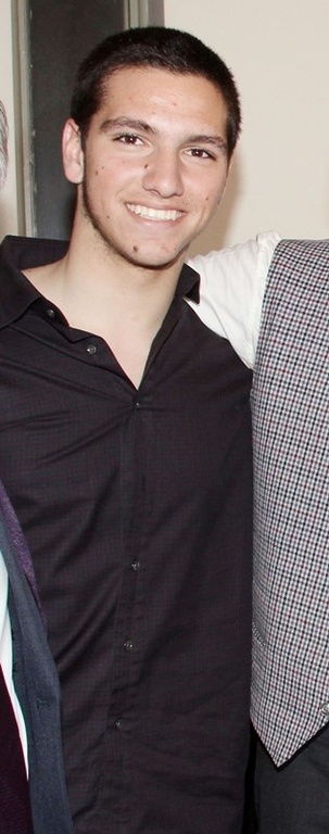 Φίλιππος Κούρκουλος: Όσο μεγαλώνει μοιάζει στον πατέρα του και «καίει» καρδιές