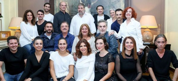 Μουμούρη: Το θεατρικό «διαζύγιο» με την Ντενίση και οι αντιδράσεις για την φωτογραφία της παράστασης