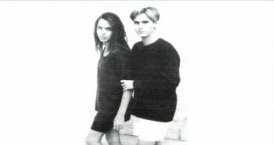 Angelina Jolie: Αδημοσίευτες φωτογραφίες από την παιδική της ηλικία!