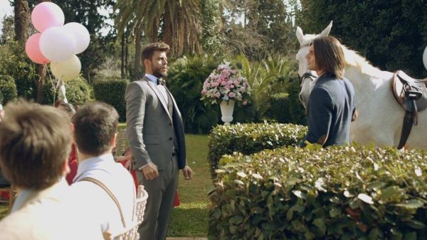 Μάλλον θα την πάρει τελικά την Ελενίτσα του…