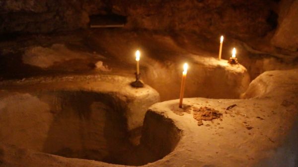 «Φωτεινά μονοπάτια»: «Τα άγια προσκυνήματα της Βηθλεέμ»