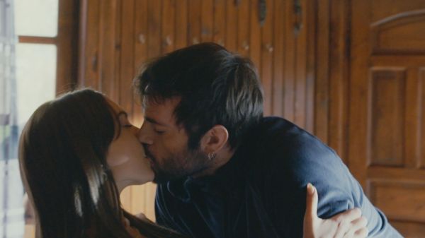 Τατουάζ: Η υπόσχεση του Ορφέα και το σχέδιο απόδρασης