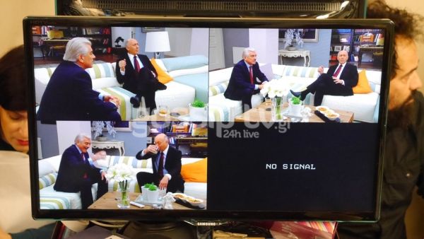 «Το σόι σου»: Δείτε backstage φωτογραφίες από τα γυρίσματα του Χριστουγεννιάτικου επεισοδίου