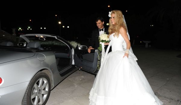 Λεμπέσης-Τραντίδου: Το φωτογραφικό άλμπουμ του γάμου τους