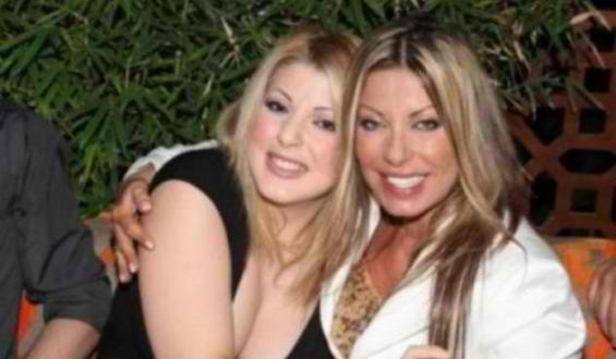 Σας θυμίζει κάτι; Κι όμως είναι η κόρη της Άντζελας Δημητρίου!