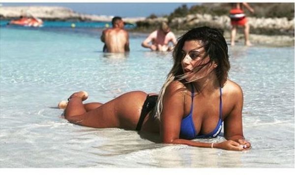 Ελευθερία Ελευθερίου: Αναστατώνει την Αγία Νάπα! 