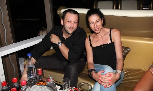 Όταν οι επώνυμοι διασκεδάζουν