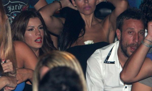 Νάντια Μπουλέ- Θανάσης Πάτρας: Διασκέδασαν στον Μαζωνάκη (φωτό)