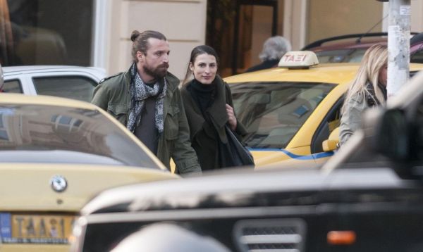 Μαστρογιάννη- Γκόγκος: Βόλτα στο Κολωνάκι! (φωτό)