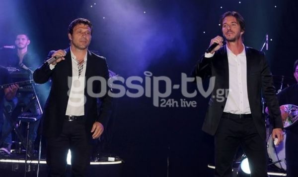 Ο Βασίλης Καρράς και η κόρη του διασκέδασαν με Πλούταρχο και Οικονομόπουλο