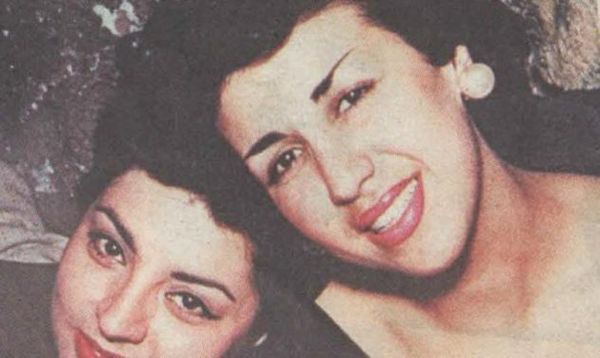 Η κόρη της τραγουδίστριας, Καίτης Ντένις, καταγγέλλει: «Η μητέρα μου έφυγε από ιατρικό λάθος»!