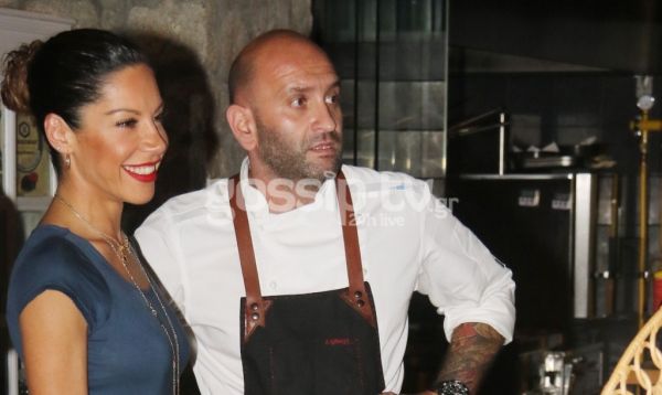 Μαριάντα Πιερίδη: Στο πλευρό του συντρόφου της στη Μύκονο