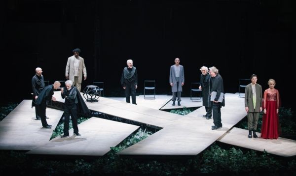 Ο Γιάννης Στάνκογλου ως… Καλιγούλας