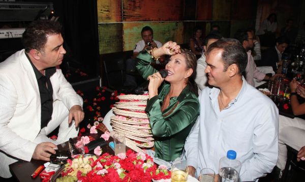 Μήπως αντί για γάμο να είναι απλά μαζί;