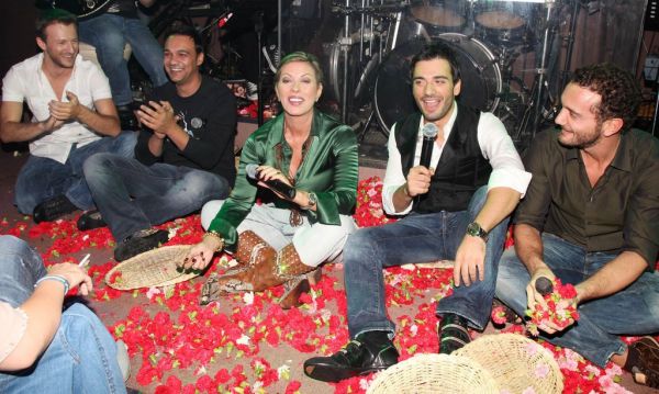 Κάθισε -στην κυριολεξία- η Άντζελα στην πίστα