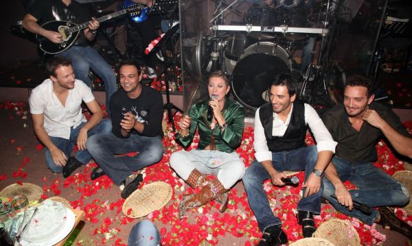 Κάθισε -στην κυριολεξία- η Άντζελα στην πίστα