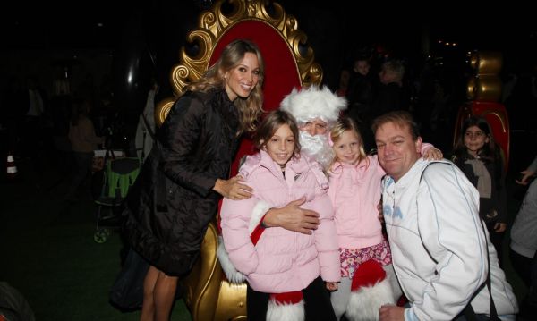 Η Δέσποινα Βανδή ... έφερε τα Χριστούγεννα 