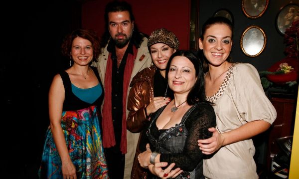 Επίσημη πρεμιέρα στη Θεατρική Σκηνή: Ήταν όλοι εκεί!