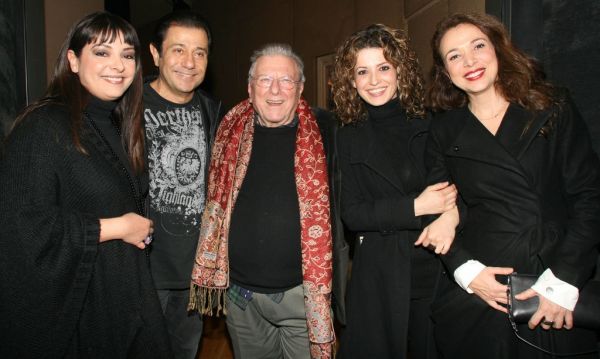 Η επίσημη πρεμιέρα του θεάτρου Ντενίση 