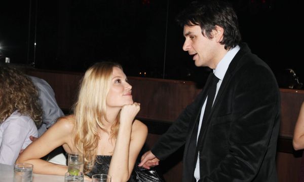 Ποιον κοιτάει με λατρεία η Βίκυ Καγιά;