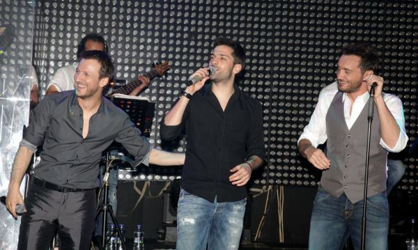 Μια αντρική υπόθεση.... on stage 