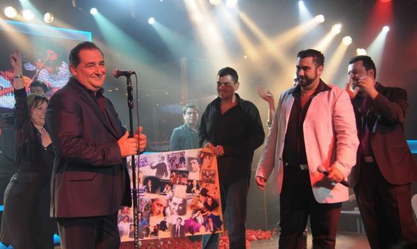 Ποιοι επώνυμοι βρέθηκαν στον Βασίλη Καρρά;