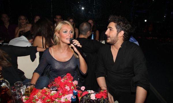 Video: Η Νατάσα Θεοδωρίδου διασκεδάζει στον Γιώργο Τσαλίκη