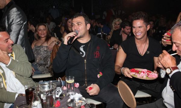 VIDEO: Ο Ρέμος νυχτοπερπάτησε χωρίς την Υβόννη του;