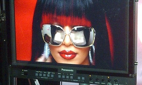 Φωτογραφίες από το βίντεο κλιπ της Kardashian